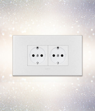 W 르그랑 아테오 유럽형 2구 콘센트 통신조합